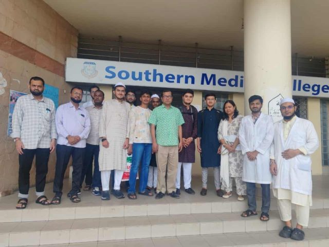 Southern Medical College Indian Students with College Principal